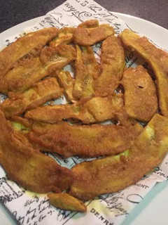 A picture of Battered Unrippened Banana Chips.