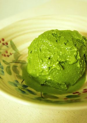 A picture of Homemade Matcha Green Tea Ice Cream.