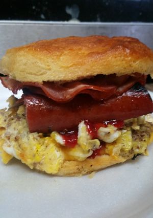 A picture of Breakfast Sandwich.