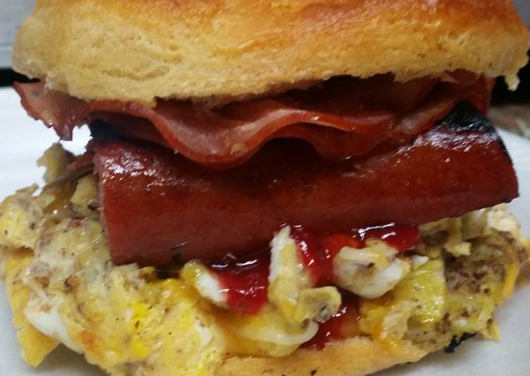 Easiest Way to Prepare Homemade Breakfast Sandwich