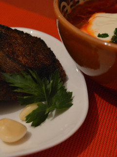 A picture of Rye bread toasts to Ukrainian Borshch.