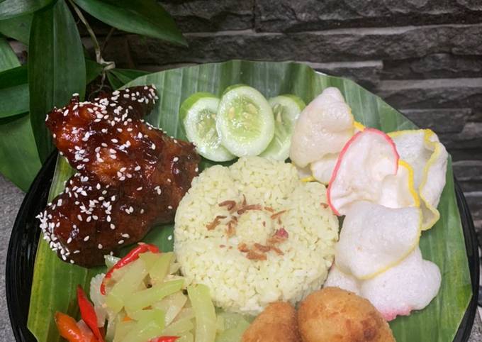 Nasi Gurih Daun Pandan