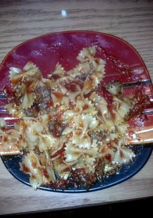 A picture of Sausage Sauce Pasta.