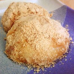 A picture of Grandma's Abekawa Mochi - Mochi Rice Cakes with Kinako.