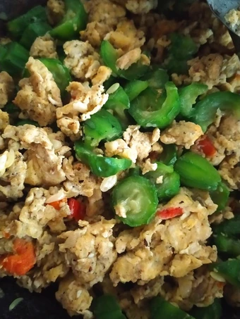 Langkah Mudah untuk Membikin Resep Oseng-oseng Karawila Dan Telur yang Uenak Anti Ribet, Bikin Ngiler