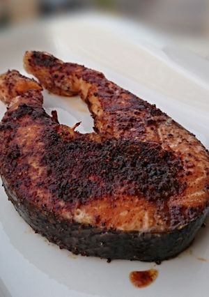A picture of Black Pepper Salmon.