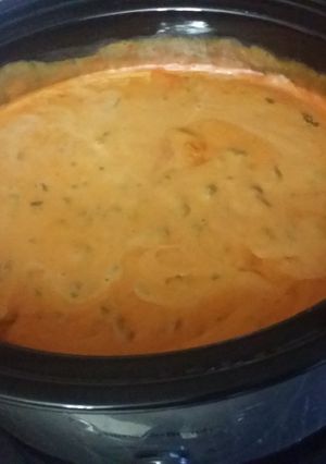 A picture of Griff 's cheesey beef dip for anything.
