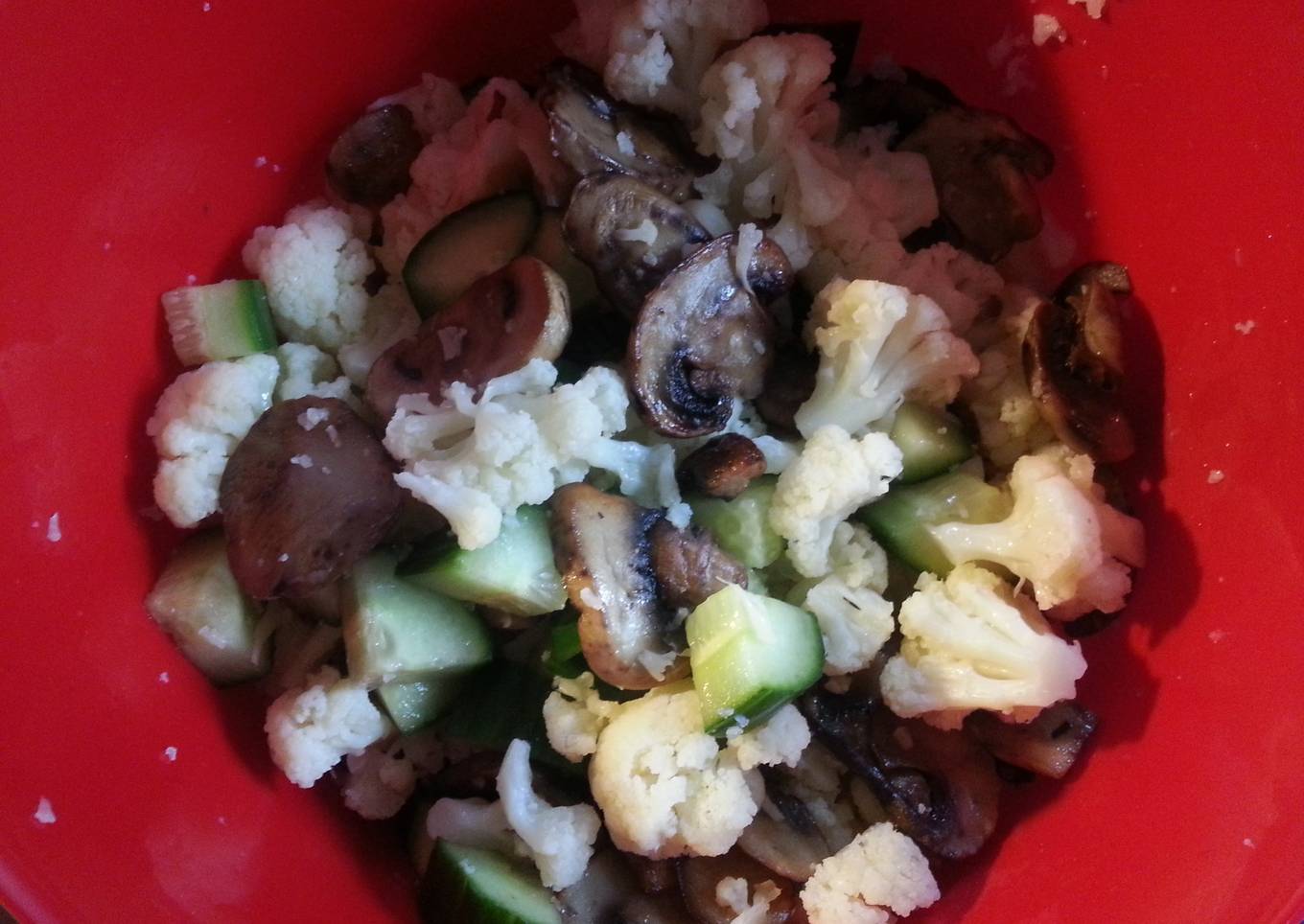 Cauliflower, Cukes & Shrooms
