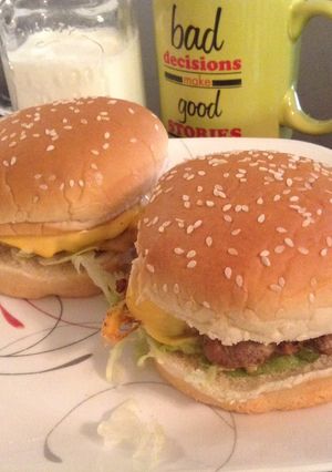 A picture of Egg Burger.