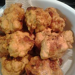 A picture of Batata Vada.