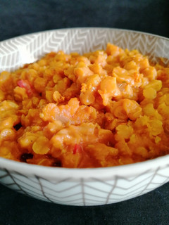 Una foto de Dhal de lentejas rojas