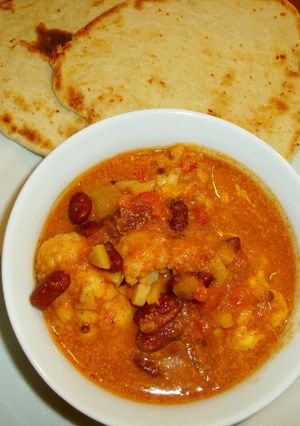 A picture of Indian Cauliflower and Bean Curry.