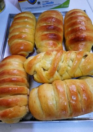 Foto resep Roti empuk isi pisang keju dan coklat