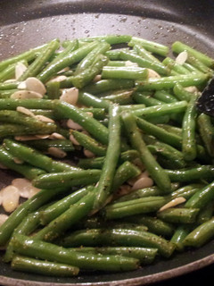 A picture of Green Beans Almondine.