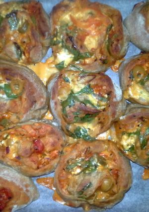 A picture of Hemp Pizza Rolls.