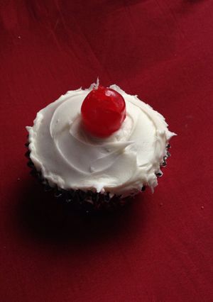 A picture of Easy Cream Cheese Frosting.