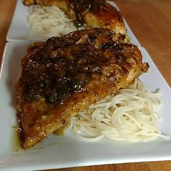 A picture of Chicken Piccatta.