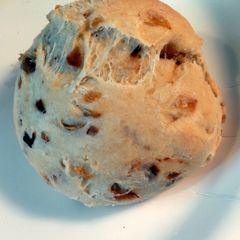 A picture of Onion buns.