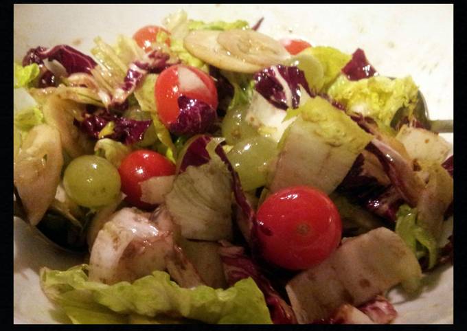 Steps to Make Favorite AMIEs ORGANIC GREEN SALAD