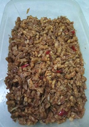 Foto resep Tempe orek campur teri medan tahan lama