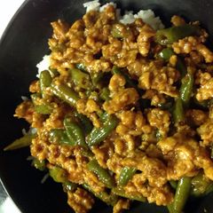 A picture of Szechuan Turkey With Green Beans.