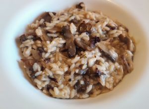 Foto di Risotto ai funghi champignons e radicchio