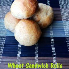 A picture of Wheat Sandwich Rolls.