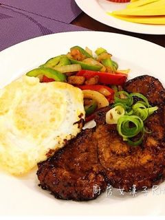 醬燒豬排蛋早餐 的食譜成品照片