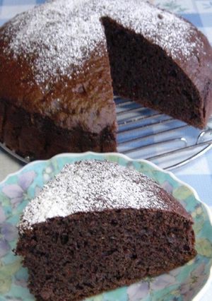 A picture of Easy No-Oil Added Okara Chocolate Cake.