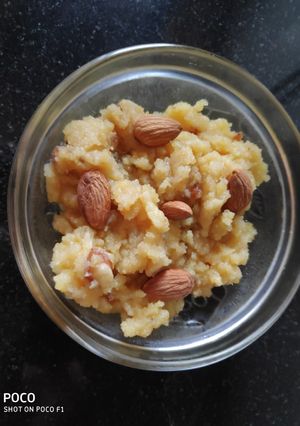 A picture of Moong dal halwa.