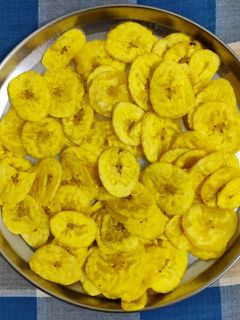 நேந்திரம் சிப்ஸ் - (Nenthram chips recipe in tamil) செய்முறை முக்கிய புகைப்படம்