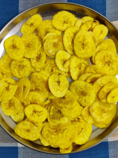நேந்திரம் சிப்ஸ் - (Nenthram chips recipe in tamil) செய்முறை முக்கிய புகைப்படம்