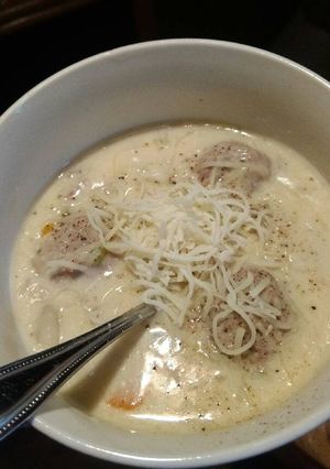 A picture of Creamy Potato Soup crockpot.