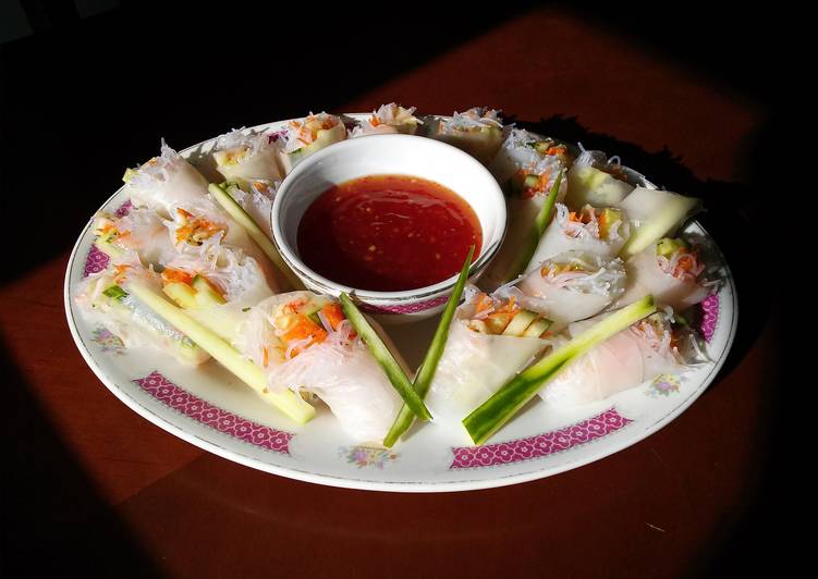 Fresh Spring Rolls with Crab Meat