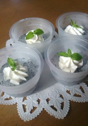 A picture of Black Sesame Pudding.