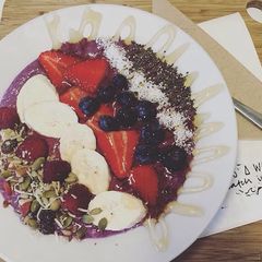 A picture of Berry Smoothie Bowl.
