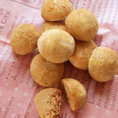Easy Roasted Soy Flour Snowball Cookies A picture of Easy Roasted Soy Flour Snowball Cookies.