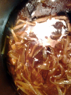 A picture of Hot and sour soup traditional.