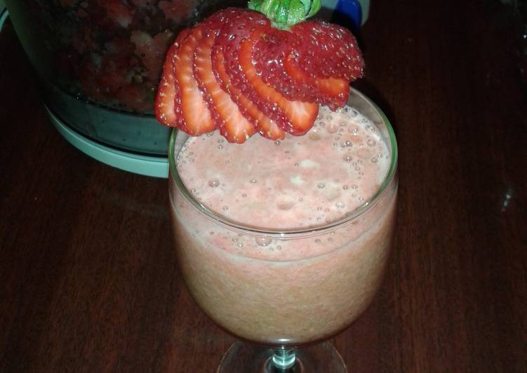 Easiest Way to Prepare Homemade Morning Energy Smoothie