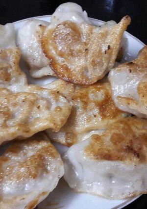 Hình của món Sủi cảo chiên.