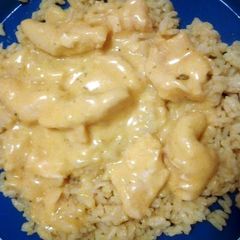 A picture of Crockpot Creamy Cheesy Chicken.