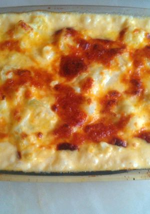 A picture of cauliflower cheese.