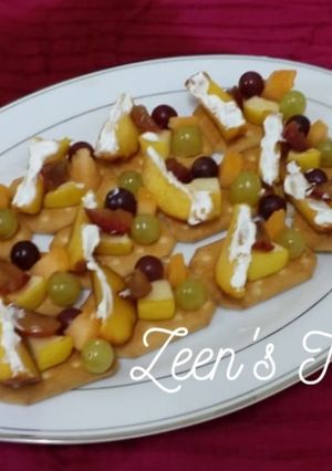 A picture of Fruity Biscuity And Creamy Canapes.