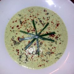 A picture of Sig's zucchini and green bean chicken soup.
