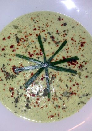 A picture of Sig's zucchini and green bean chicken soup.