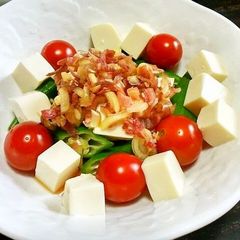 A picture of Okra and Tomato Tofu Salad.