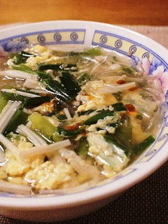 A picture of Lightly-flavored Chinese Soup with Cellophane Noodles and Chicken Skin.
