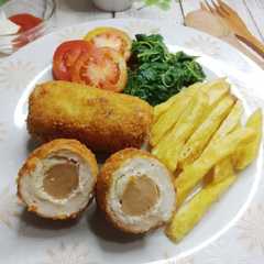 A picture of Ayam gulung sosis keju.