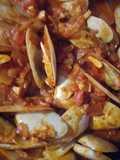 Almejas con salsa