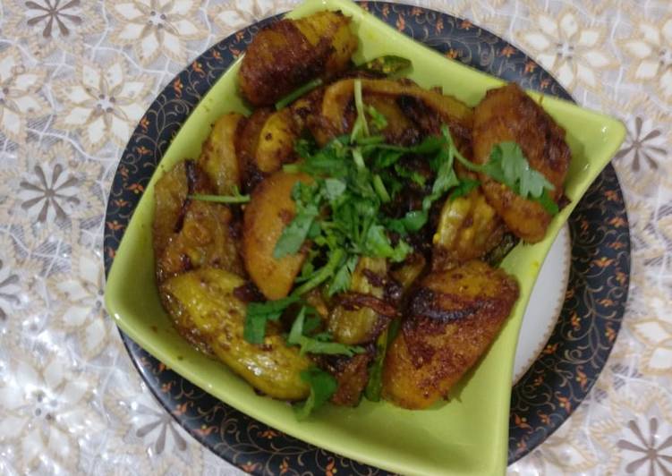 Recipe of Ultimate Sookha Parwal Aloo —